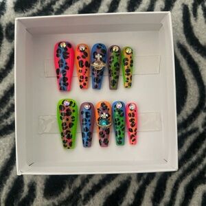 Lisa Frank Inspired Leopard Print Colorful Press-On Nails